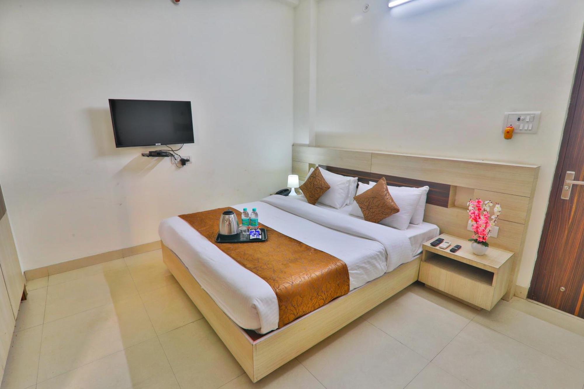 Hotel Gulmohar