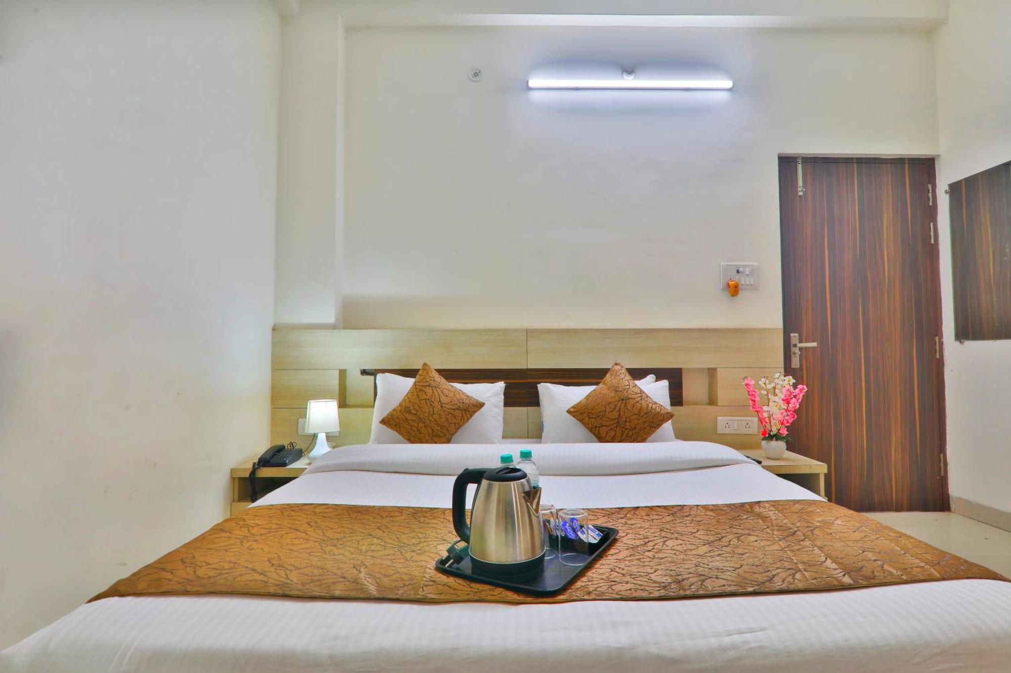Gulmohar 3*